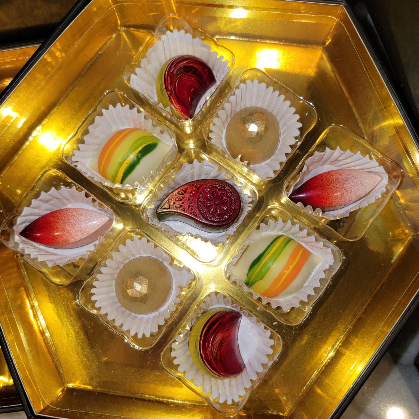 Customer photo review of Signature Chocolate Tasting Gift Set, 36 pieces