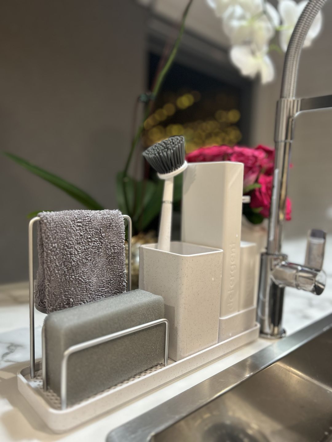 Customer photo review of Cool Frank Sink Organiser