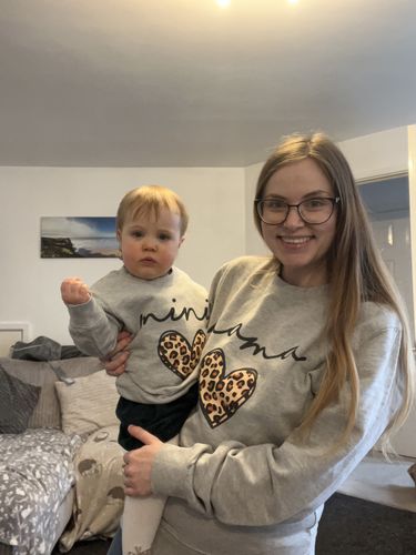 Customer photo review of Mama & Mini Leopard Logo Heart Matching Sweatshirts Grey