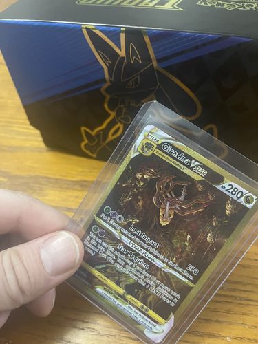 Customer photo review of Pokémon Crown Zenith Elite Trainer Box (Presale)