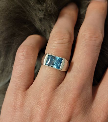 Customer photo review of Men's Ring with 3.40ct Single Gemstone in 925 Sterling Silver