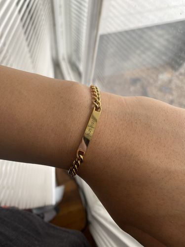 Customer photo review of Engraved Bracelet Set - W/ Eternal Rose Box