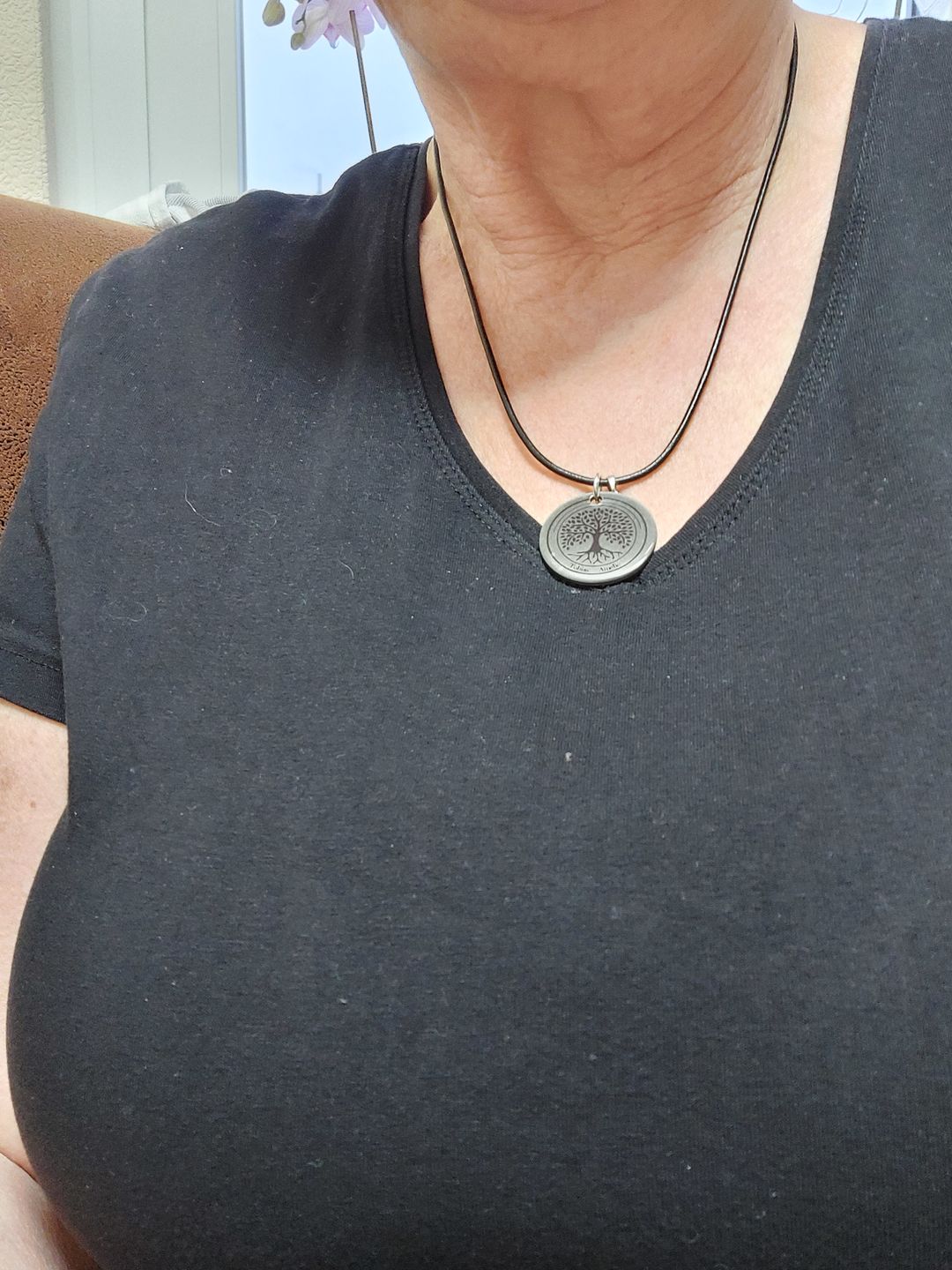 Customer photo review of personalisierbare Halskette - Lebensbaum