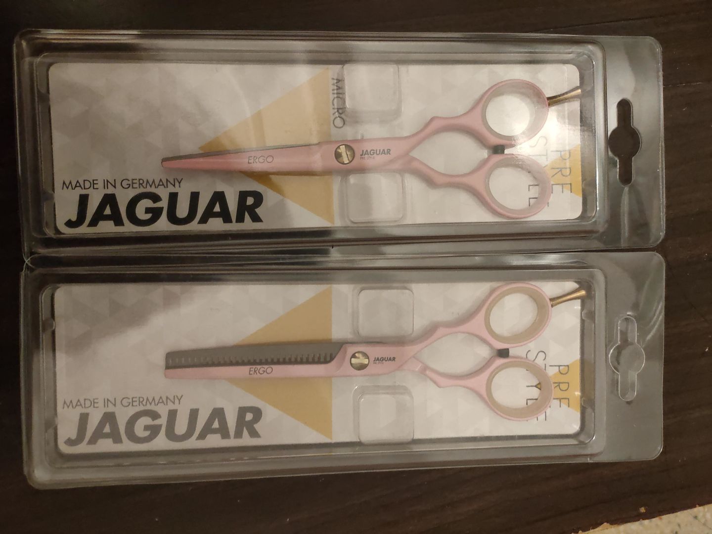Customer photo review of Jaguar Pink Pre Style Ergo Hairdressing Scissor Set