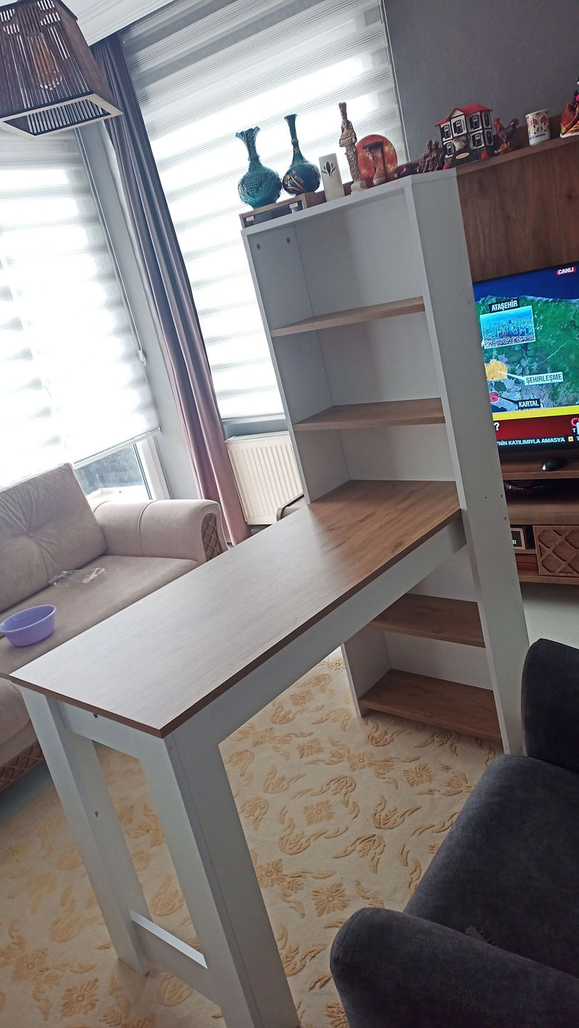 Customer photo review of Rani HA106 Raflı Çalışma Ofis Bilgisayar Masası Sepet Ceviz - Beyaz