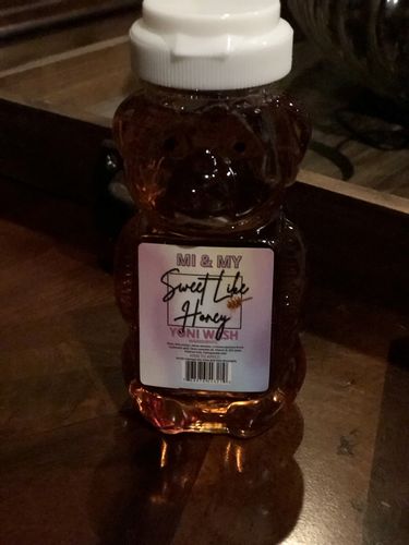 Customer photo review of Sweet Like Honey Yoni Wash