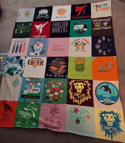 Customer photo review of Classic T-Shirt Blanket