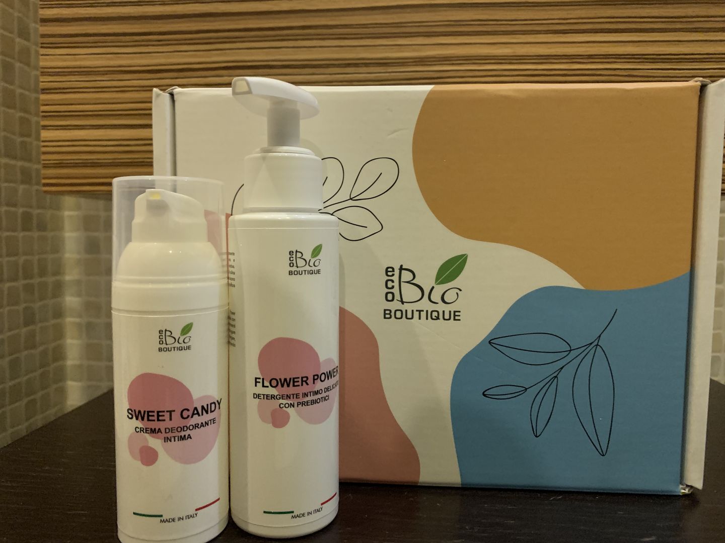 Customer photo review of V Skincare Kit
