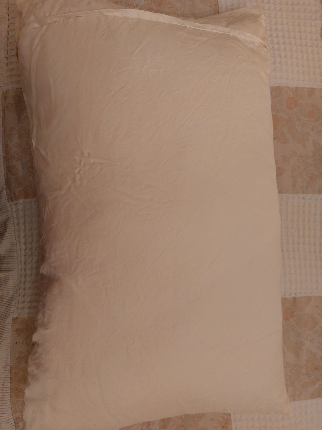 Customer photo review of Mulberry Silk Pillowcase