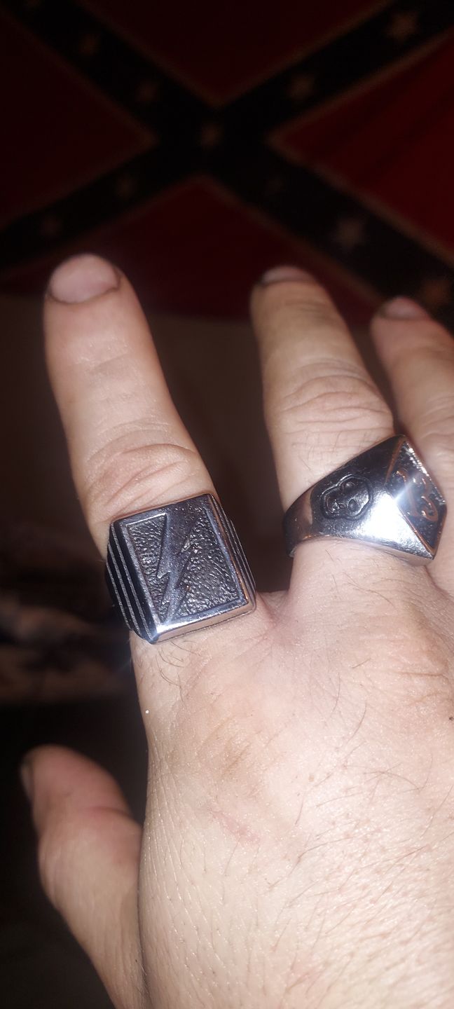Customer photo review of LIGHTNING.