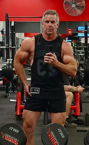Customer photo review of Trip Reflective - Baller - Muscle Tank top