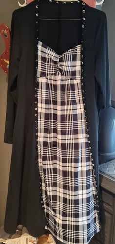 Customer photo review of Kleid mit V-Ausschnitt und Karomuster