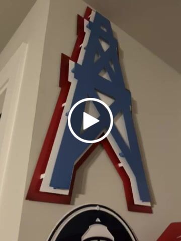 Customer video review of Tennessee Titans "Oilers 1980" 3D Vintage Metal Wall Art