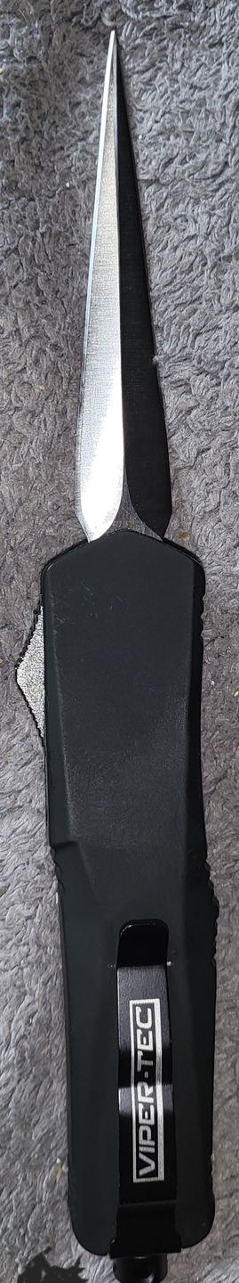 Customer photo review of Black Ghost D/A OTF - Hornet Blade