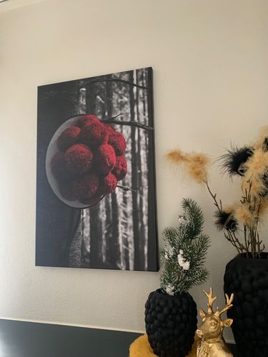 Customer photo review of Leinwandbild Schwarzwald mit traditionellem Bollenhut Hochformat