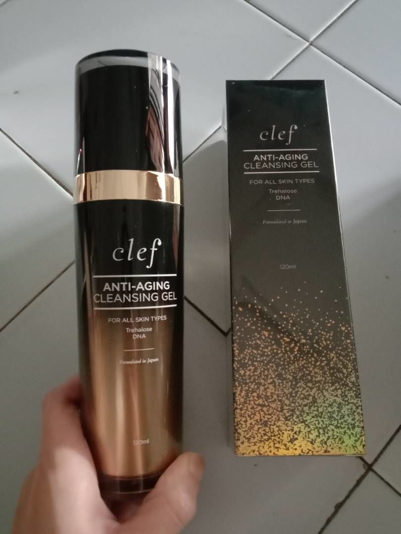 Customer photo review of CLEF Anti-Aging Cleansing Gel
