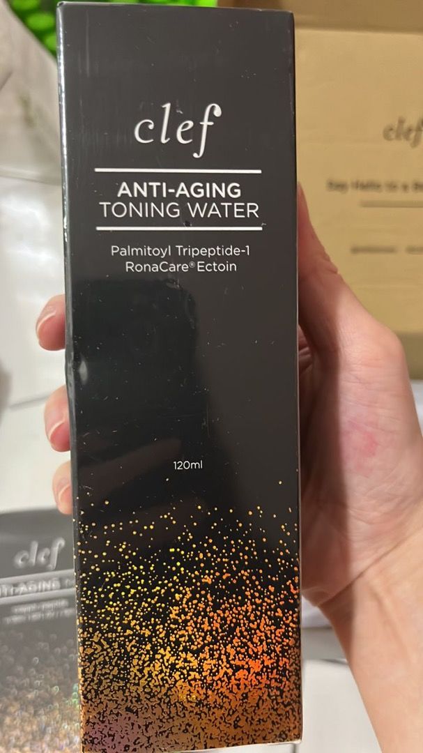 Customer photo review of CLEF Anti-Aging Toning Water