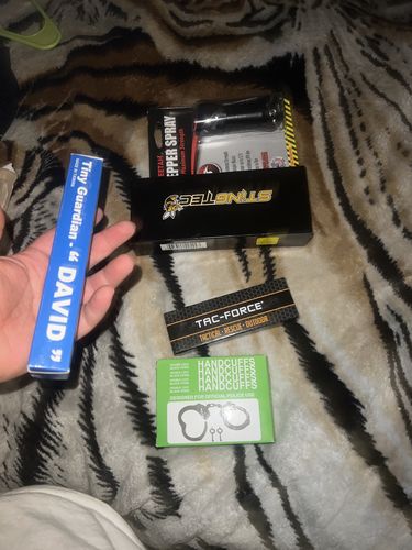 Customer photo review of 5 PC SELF DEFENSE SECURITY SET