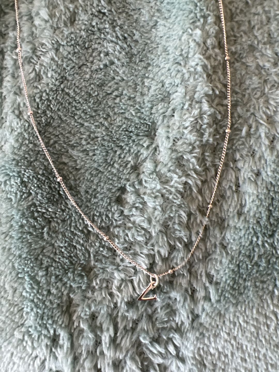 Customer photo review of COLGANTE LETRA PLATA