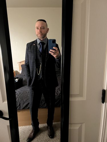 Customer photo review of Three-piece suit Shelby