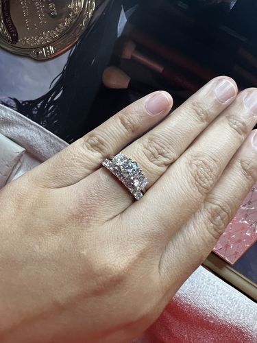 Customer photo review of 7-Stone CZ Eternity Ring in Sterling Silver