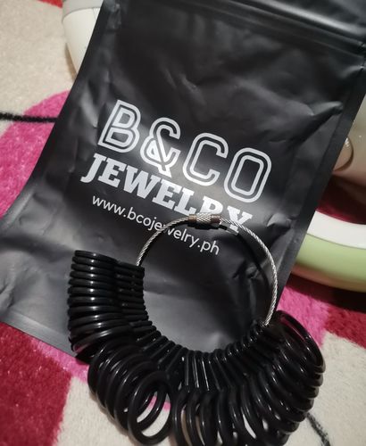 Customer photo review of B&CO Ring Sizer
