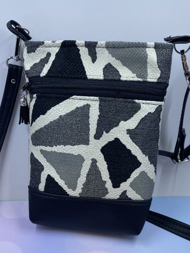Customer photo review of Wanderlust Phone Bag Pattern