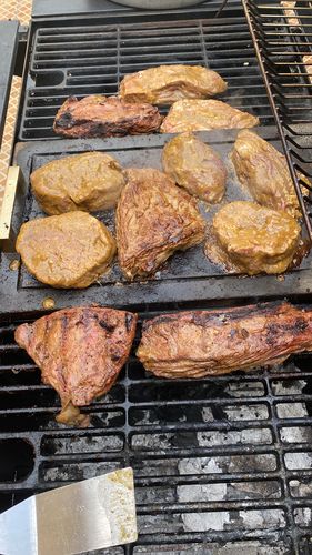 Reseña con foto de un cliente sobre Kit Carne Asada