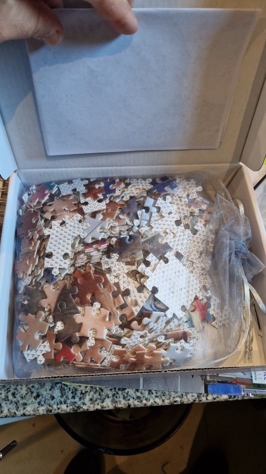 Customer photo review of פאזל בהתאמה אישית