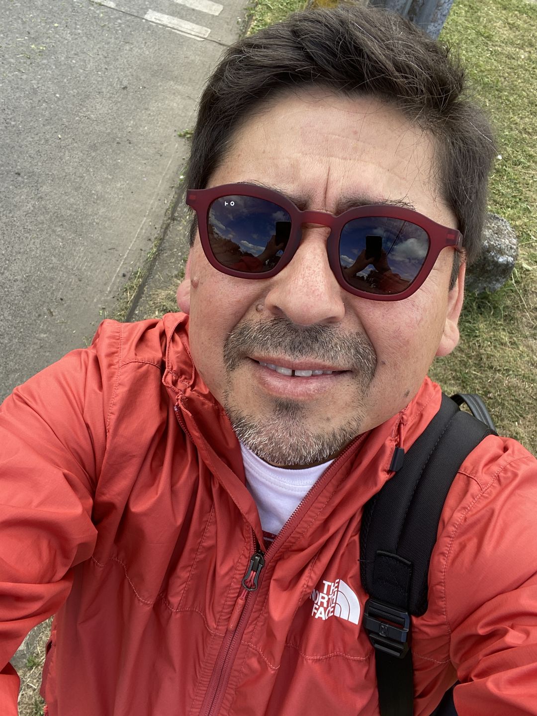 Customer photo review of Thom WineRed