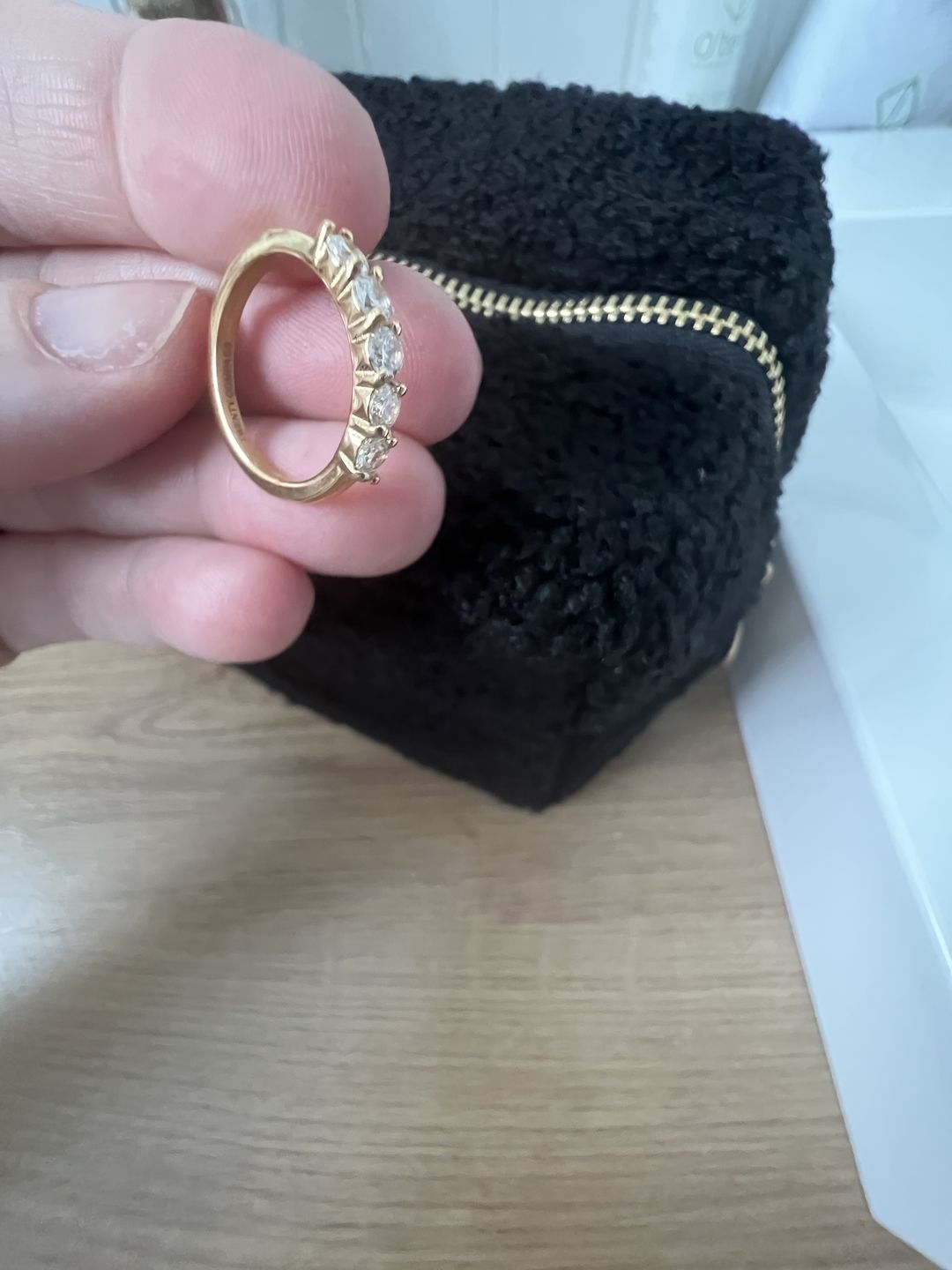 Customer photo review of Éclat Ring - Gold