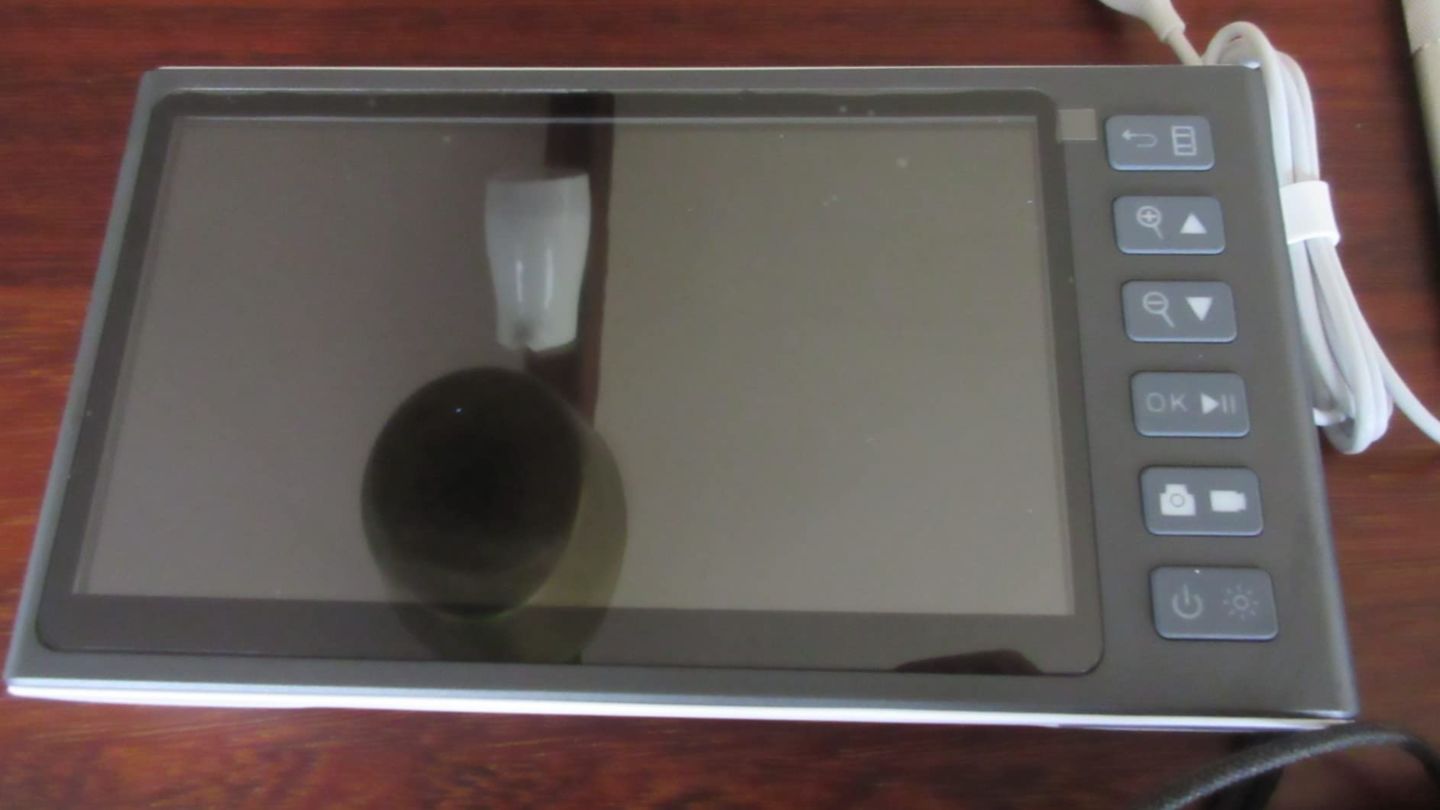 Customer photo review of HALIPAX™ 7-Inch IPS Digital Camera Otoscope