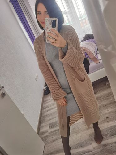 Customer photo review of Cecilé Strickjacke - Taupe