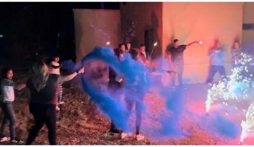 Customer photo review of Dual Vent Gender Reveal Smoke Bombs - Discreet Label