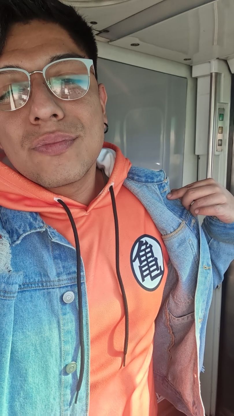Customer photo review of Sudadera Dragon Ball Z Goku Outfit