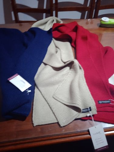 Customer photo review of Textured Wool Muffler - Red