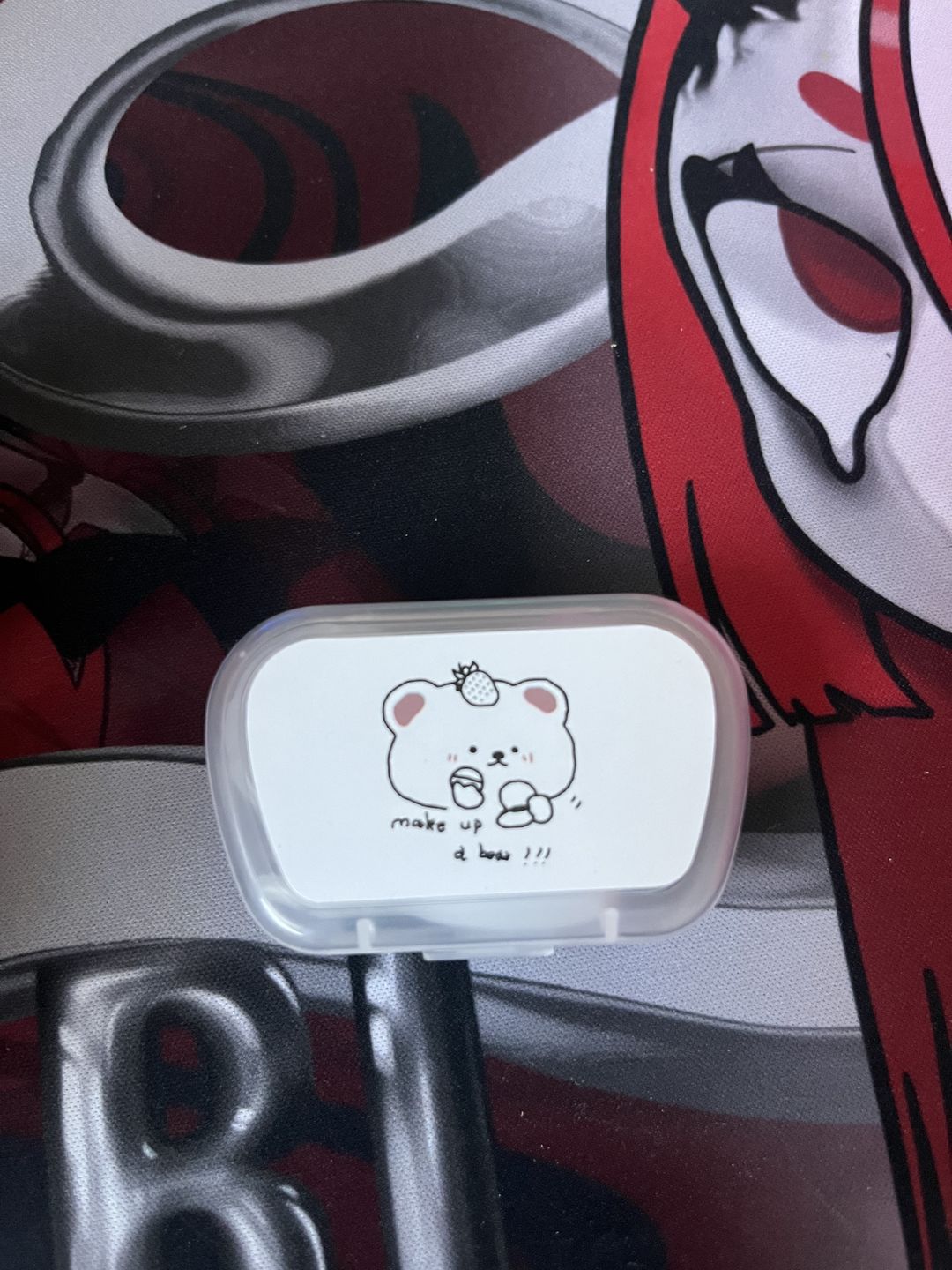 Customer photo review of Original Portable Colored Contact Lens Case