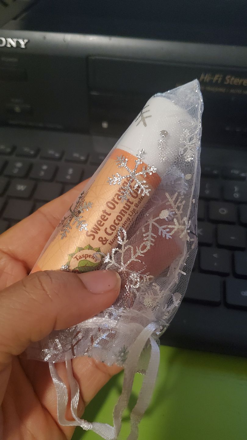 Customer photo review of Lip Balms - Large
