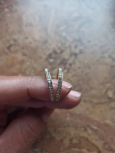 Customer photo review of OG Minimalist Bling Ring