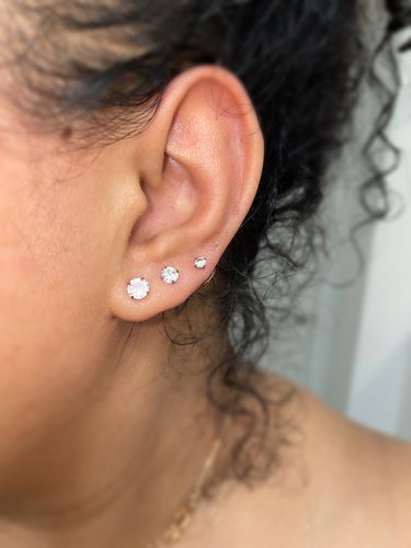 Customer photo review of 3-Pair Earring Value Pack