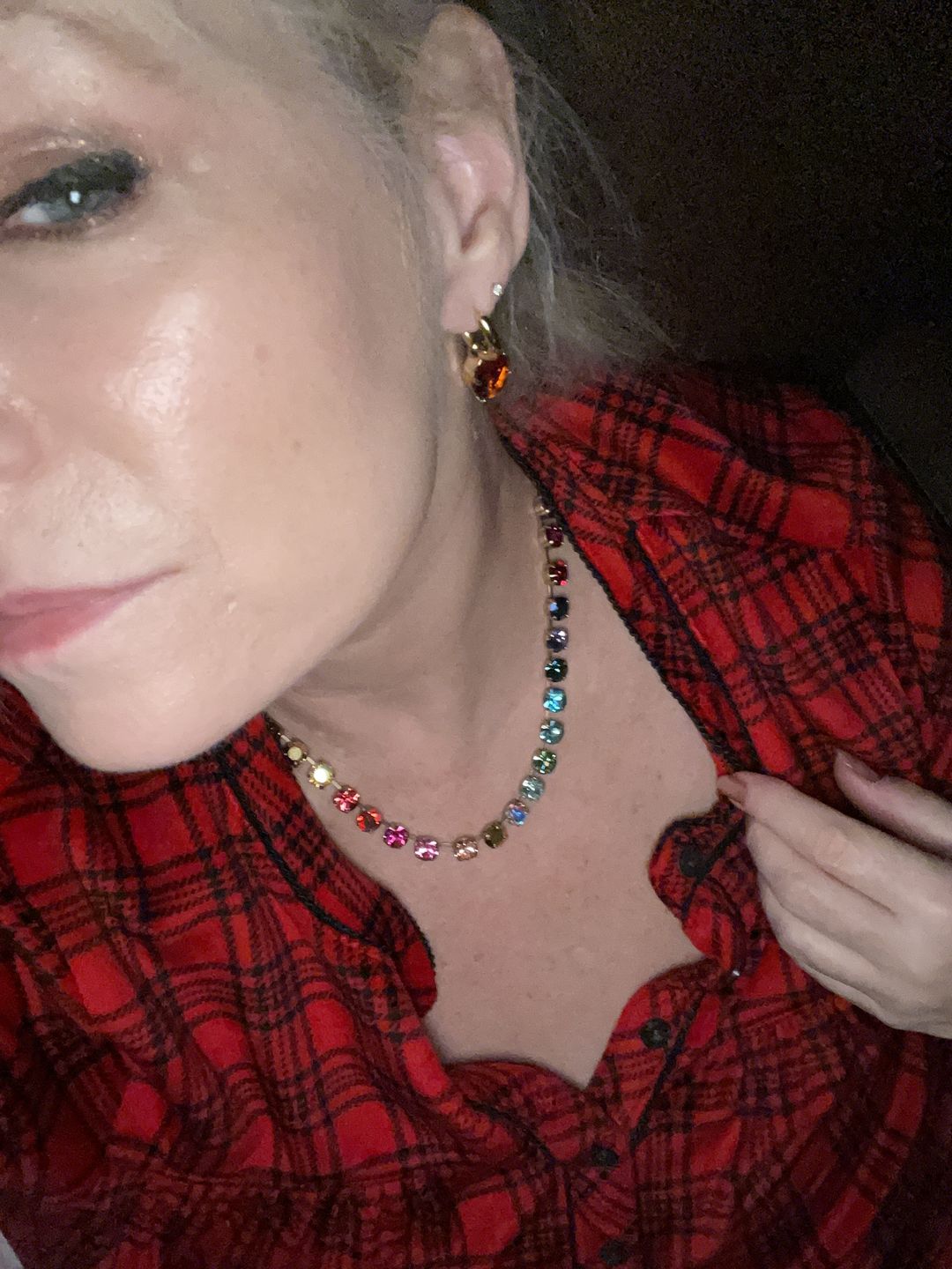 Customer photo review of Arista Slider Necklace in Cosmic Ombré