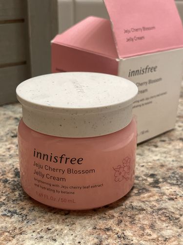 Customer photo review of [Innisfree] Dewy glow jelly cream - with Jeju cherry blossom 50ml