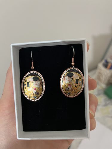 Customer photo review of Gustav Klimt The Kiss Tasarım Küpe