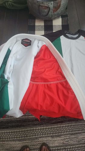 Customer photo review of Italy Patriotic Rash Guard For Men/Women