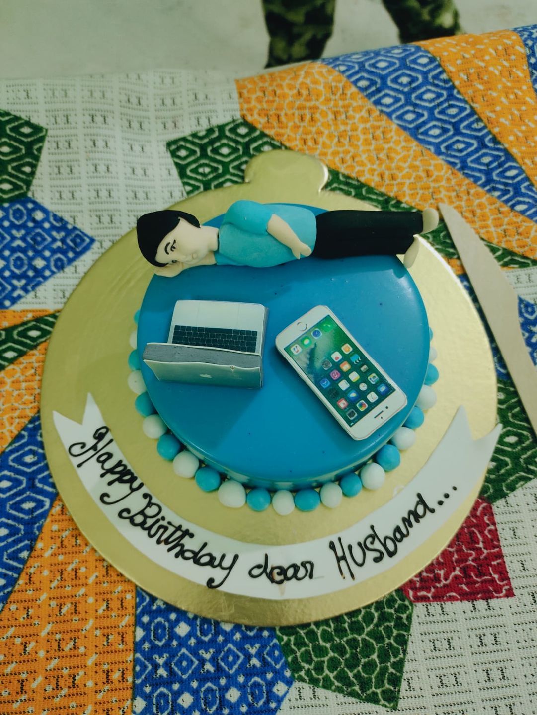 Customer photo review of Side Workaholic Cake