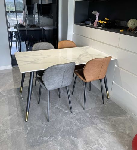 Customer photo review of Bàn ăn mặt đá Ceramic, chân sắt sơn tĩnh điện - CLASSIC