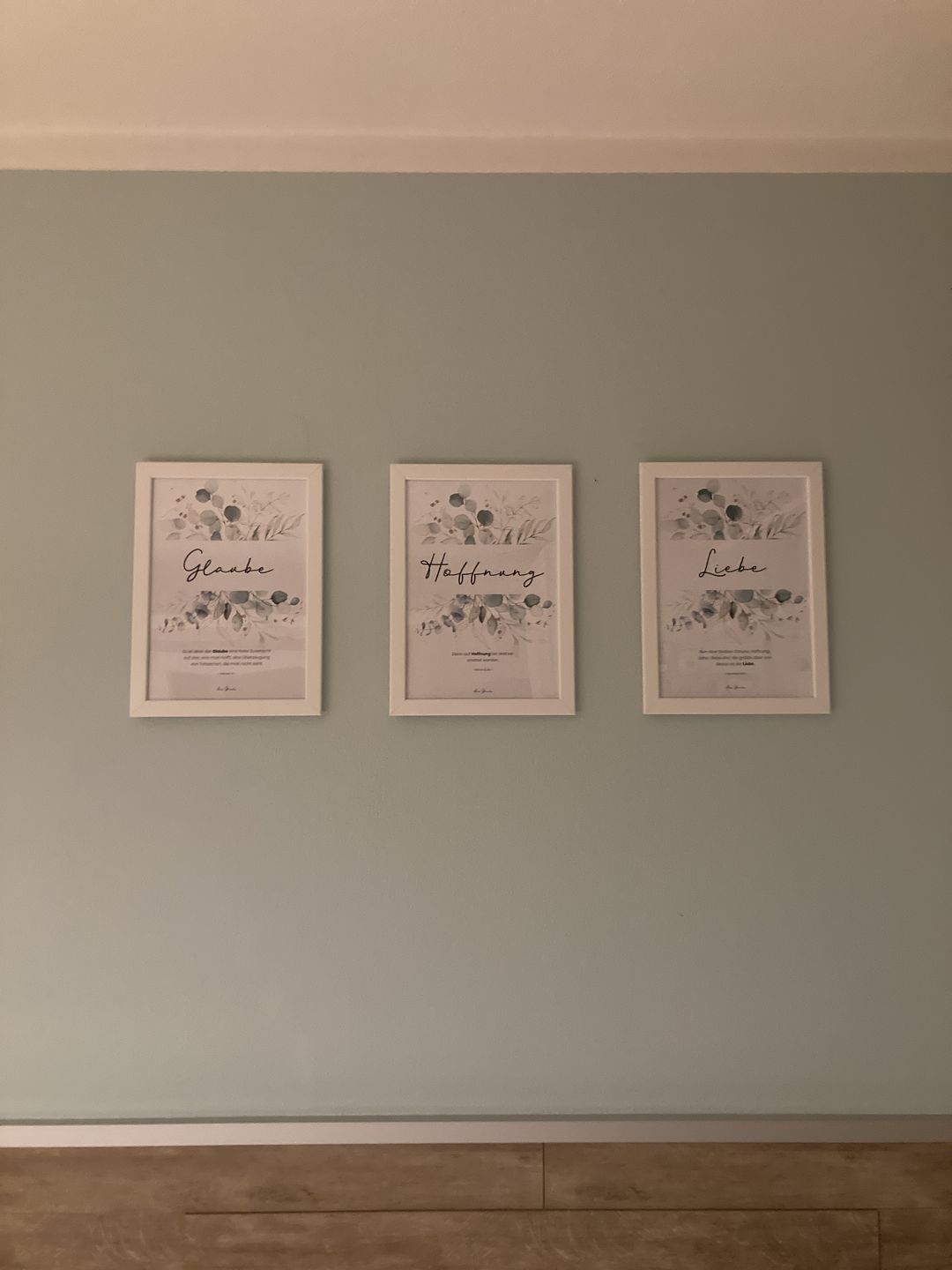 Customer photo review of Poster "Glaube Hoffnung Liebe" · 3er Set · Pflanzen Grün · A3 / A4 · Bibelvers Deutsch