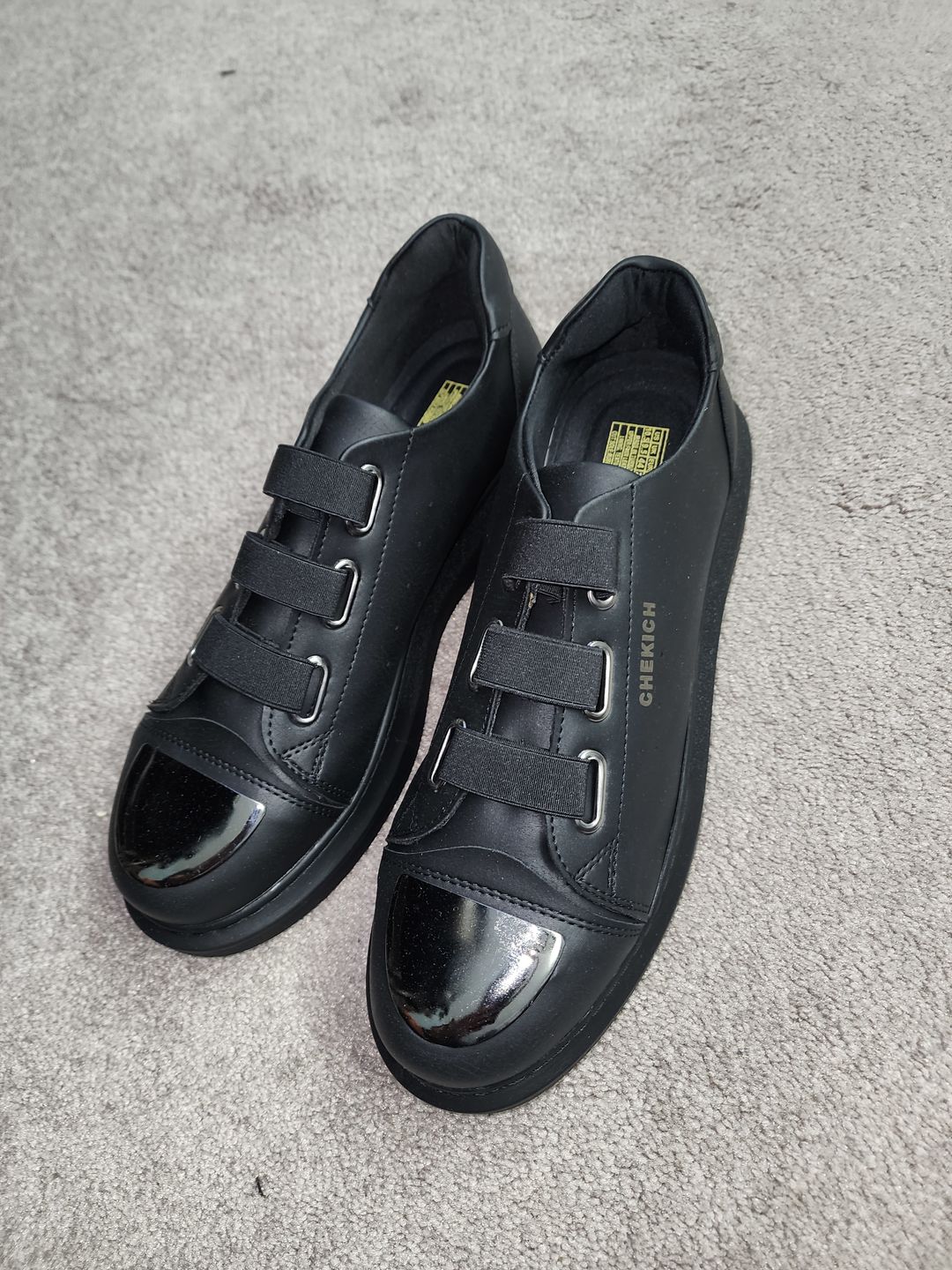 Customer photo review of Luiz X in All Black