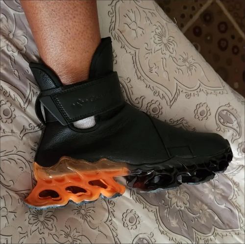 Customer photo review of Vintage Shock Absorption Blade Shoes