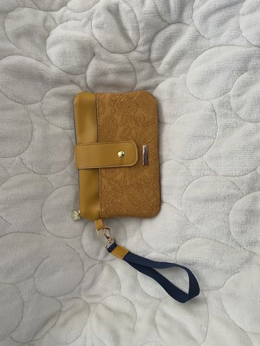 Customer photo review of Sakura Wristlet Pattern